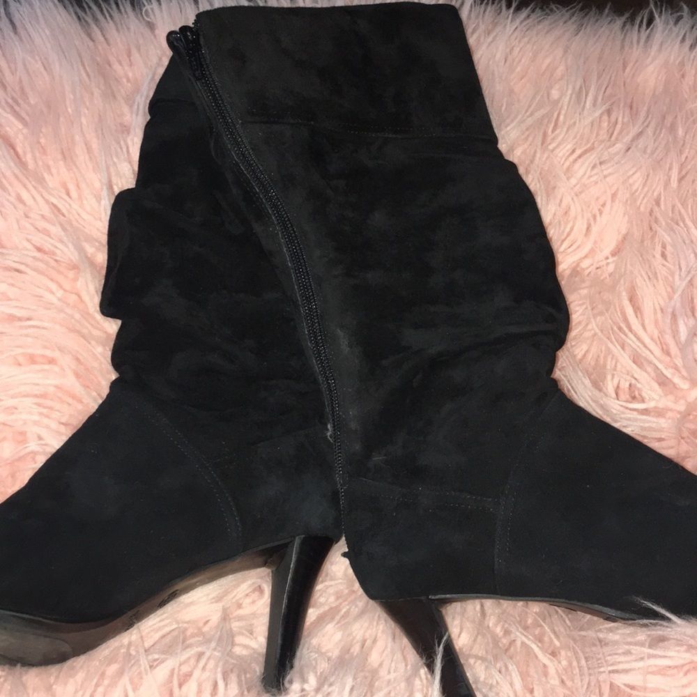White Mountain Boots View 2